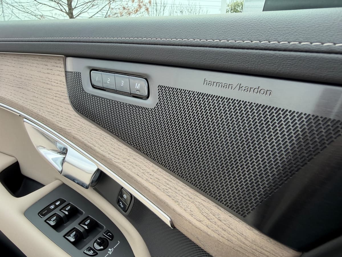 2026 Volvo XC90 - Image 19