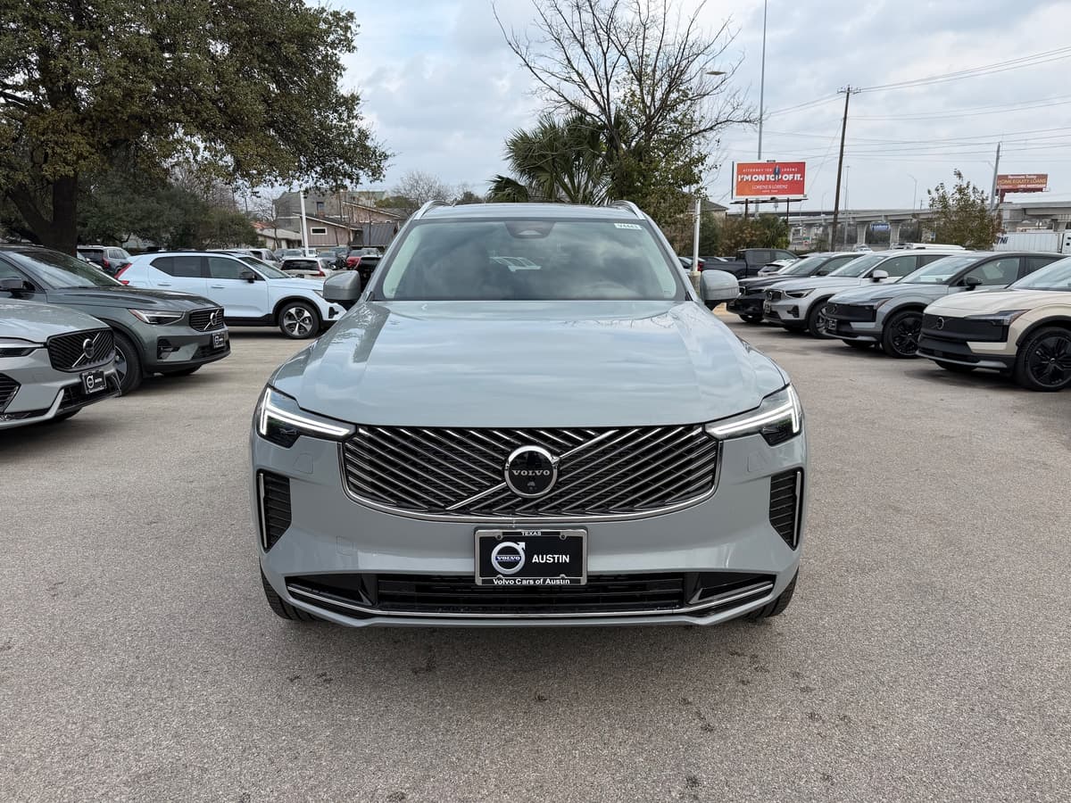 2026 Volvo XC90 - Image 6