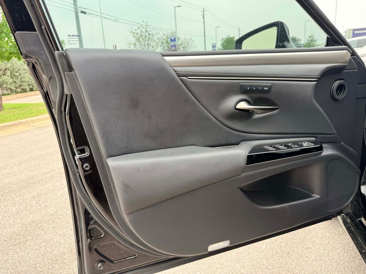 2022 LEXUS ES 350 - Image 8