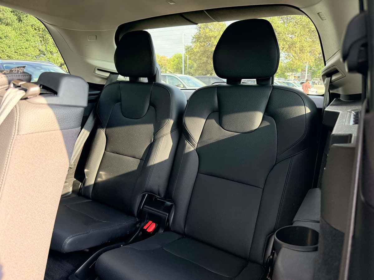 2023 Volvo XC90 Recharge Plug-In Hybrid - Image 15