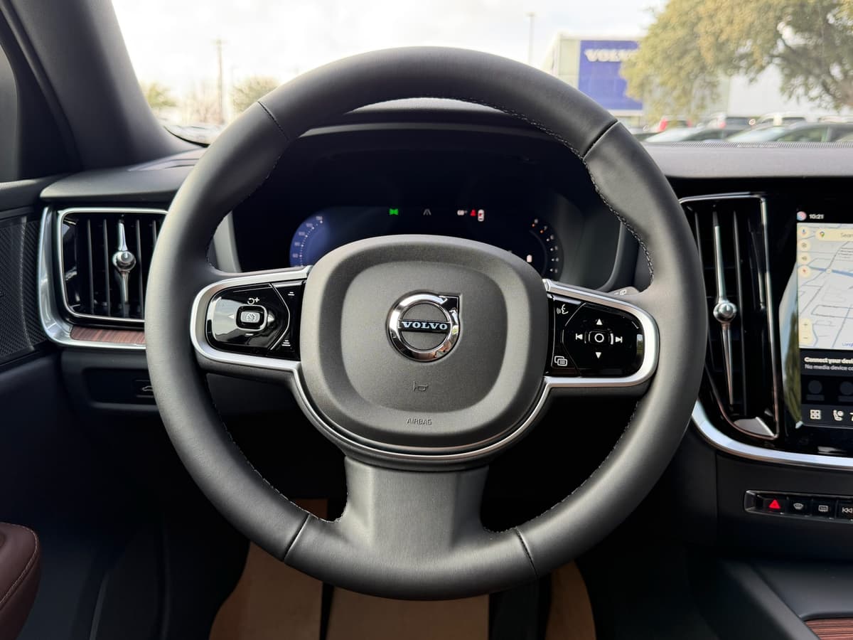 2026 Volvo V60 Cross Country - Image 14