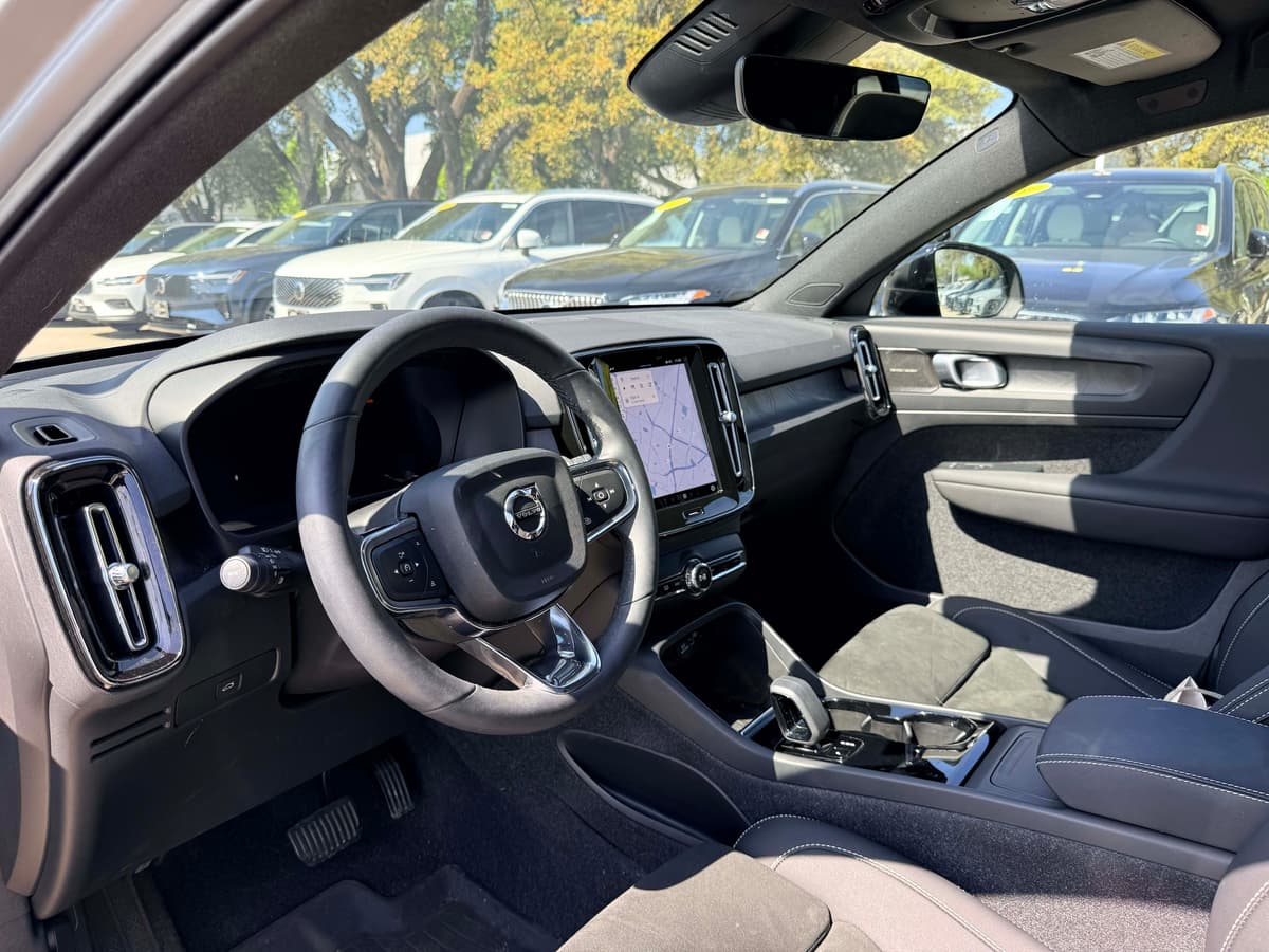 2023 Volvo C40 Recharge Pure Electric - Image 11