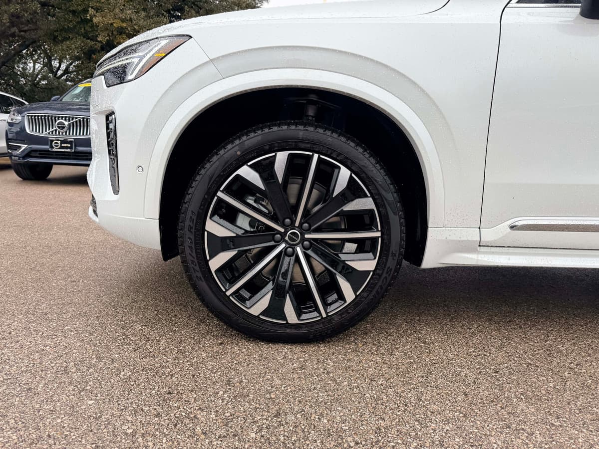 2026 Volvo XC90 - Image 9
