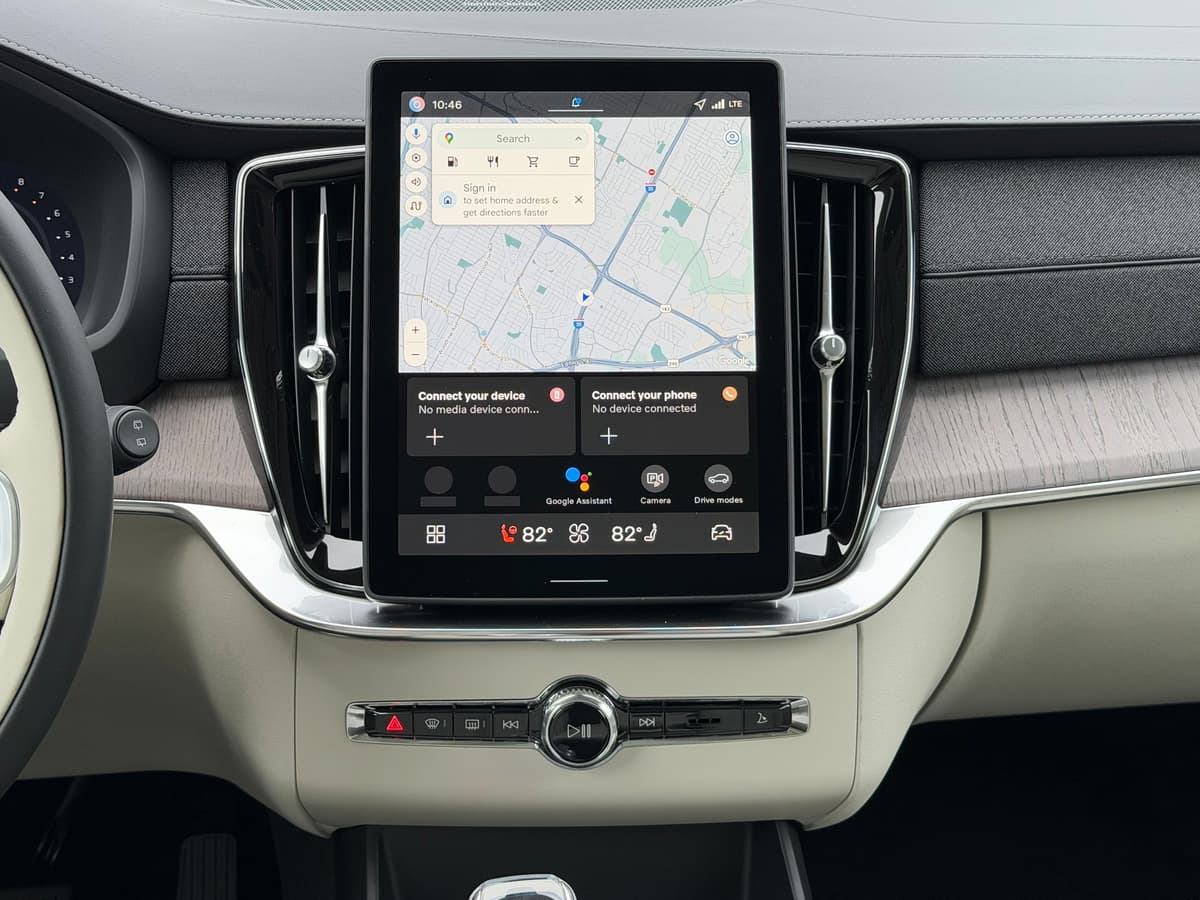 2026 Volvo XC90 - Image 13