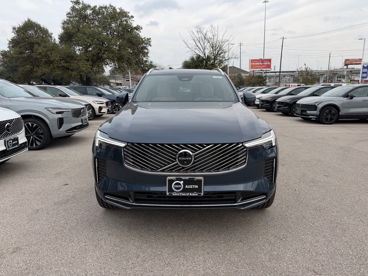 2026 Volvo XC90 - Image 6