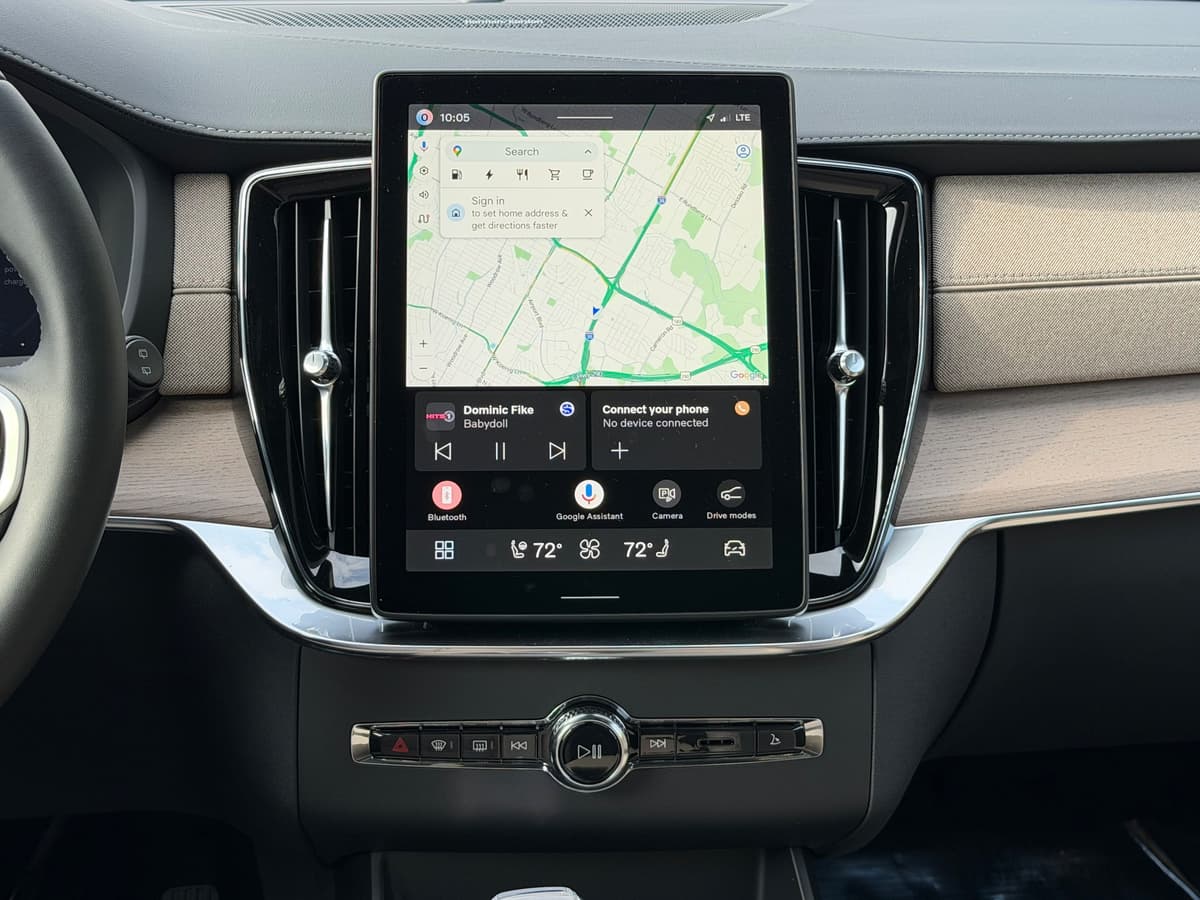 2026 Volvo XC90 plug-in hybrid - Image 13