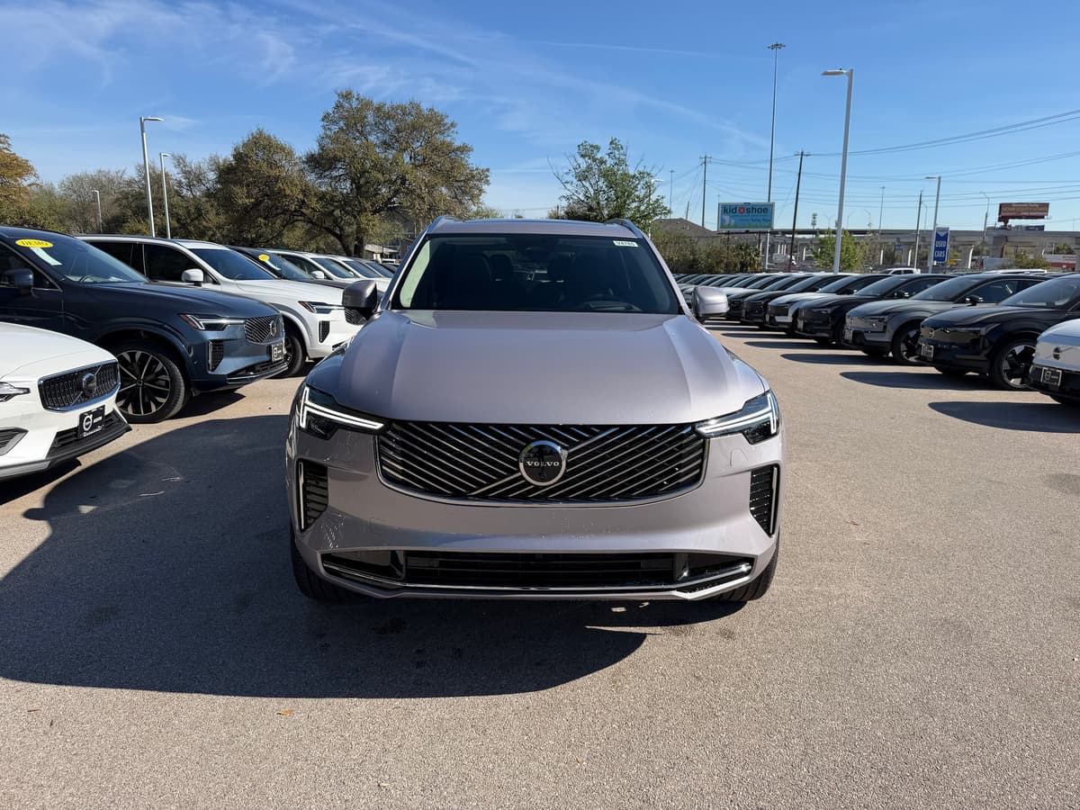 2026 Volvo XC90 - Image 6