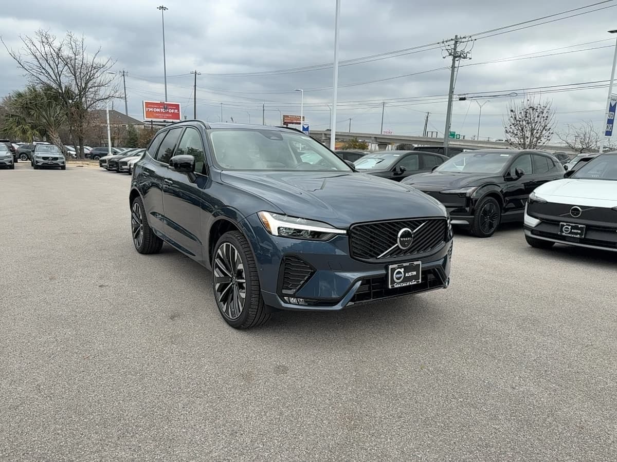 2026 Volvo XC60 - Image 7
