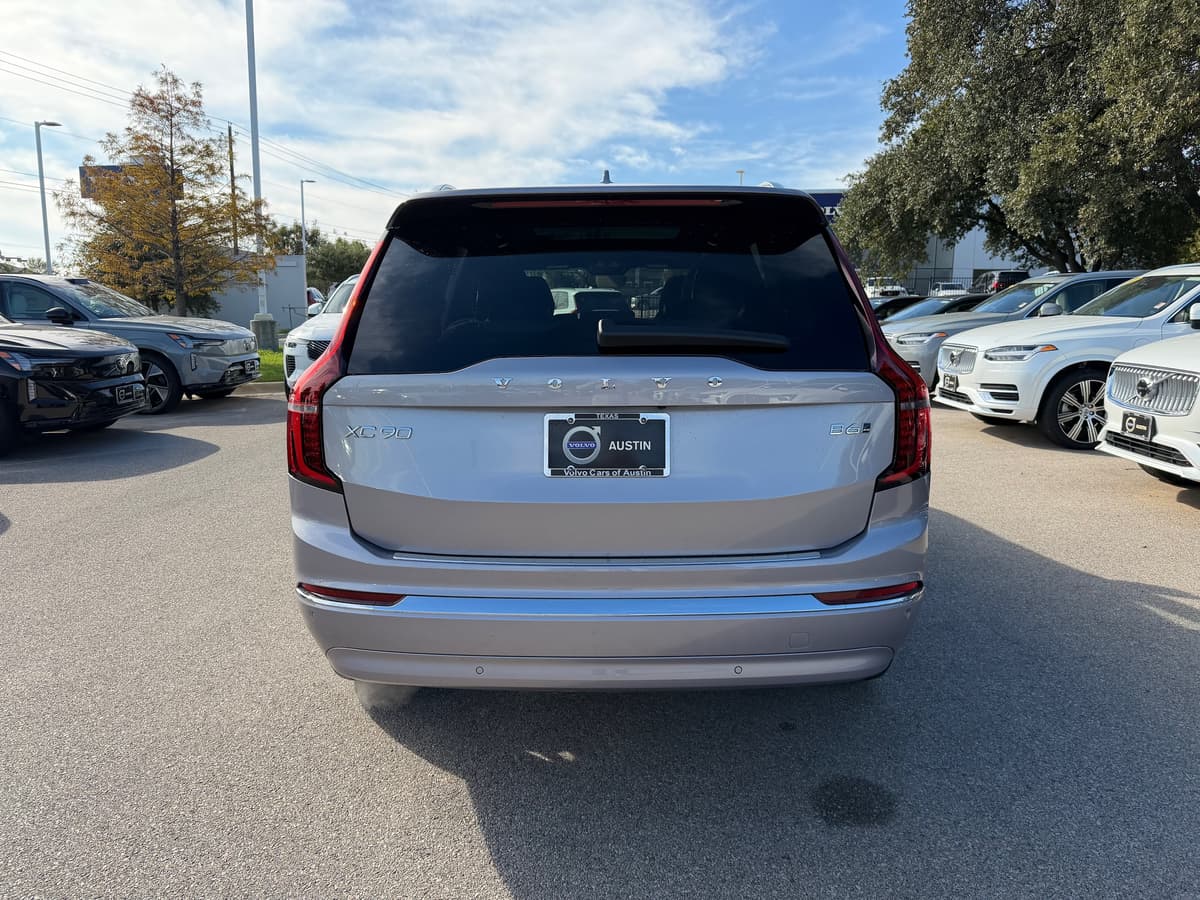 2026 Volvo XC90 - Image 5