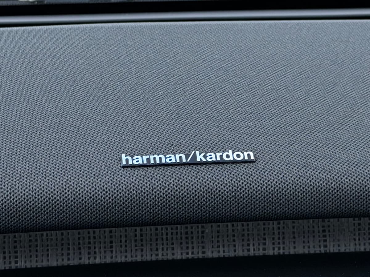 2026 Volvo EX30 - Image 15