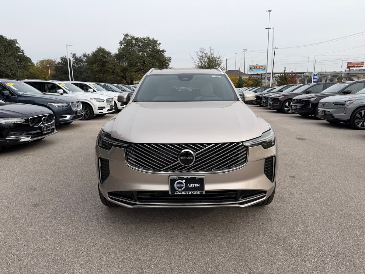 2026 Volvo XC90 - Image 6