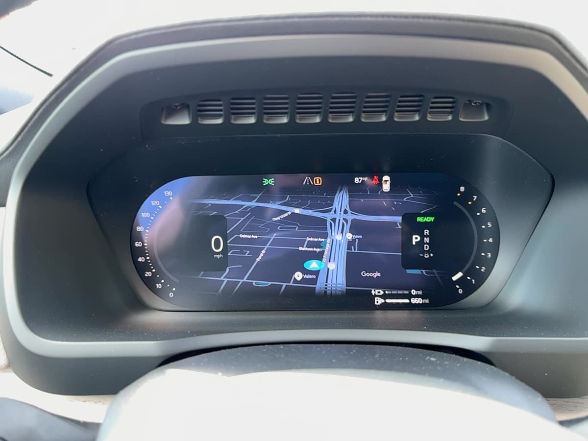 2026 Volvo XC90 plug-in hybrid - Image 20