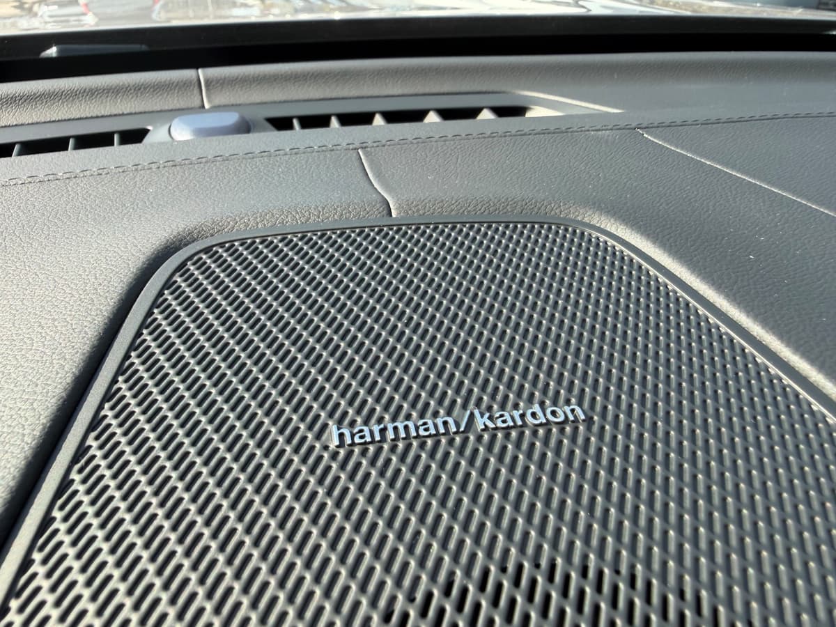 2026 Volvo XC60 - Image 15