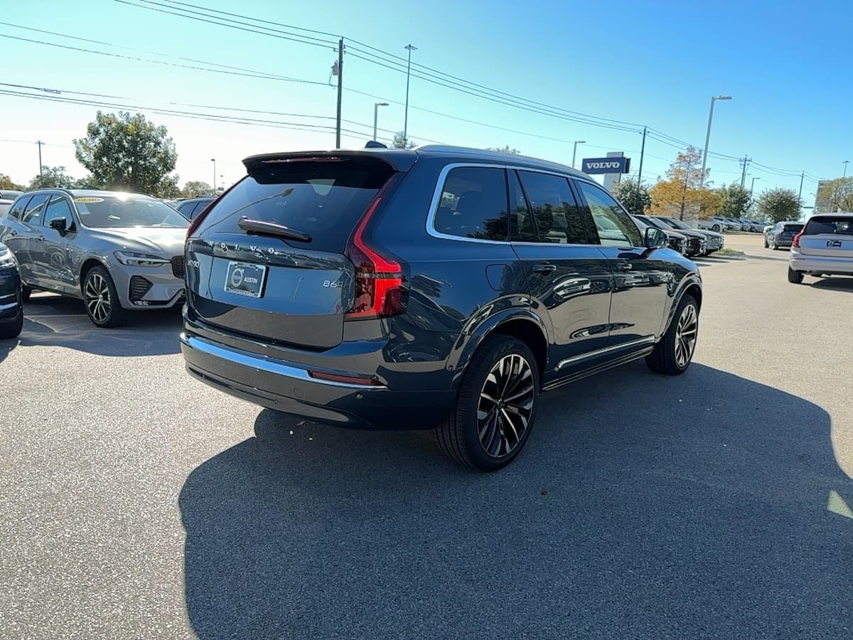 2026 Volvo XC90 - Image 6