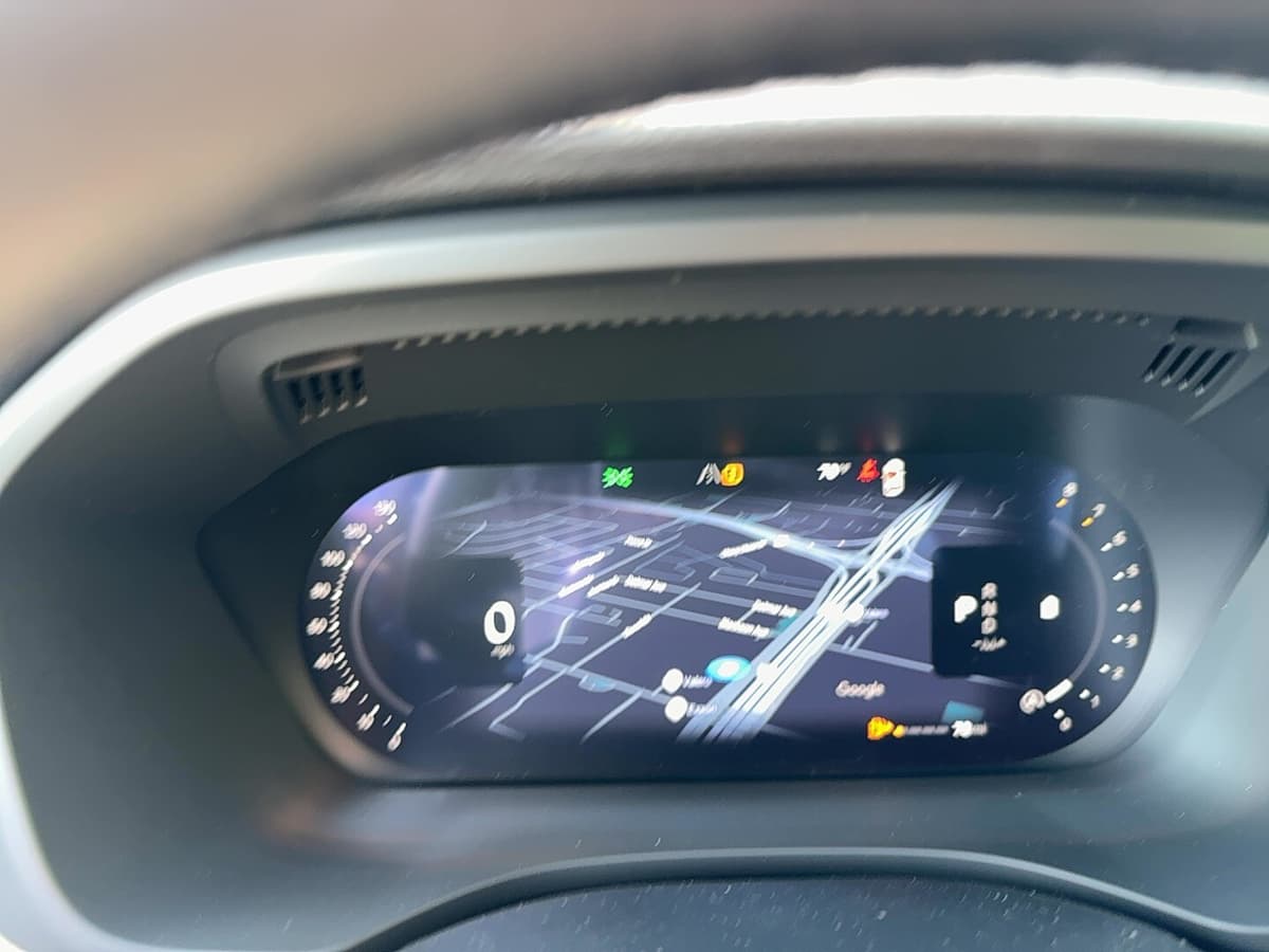 2026 Volvo XC60 - Image 18