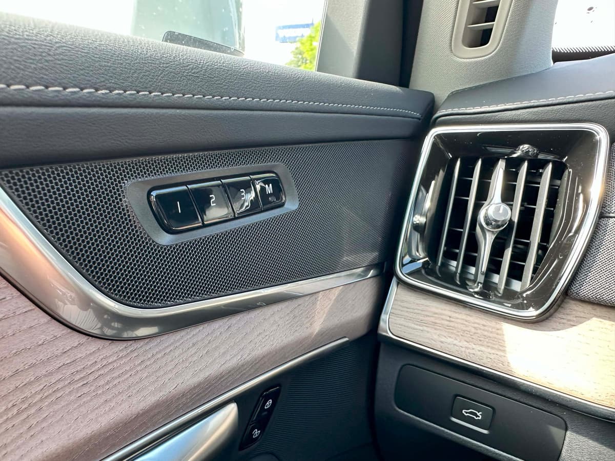 2026 Volvo XC90 - Image 20