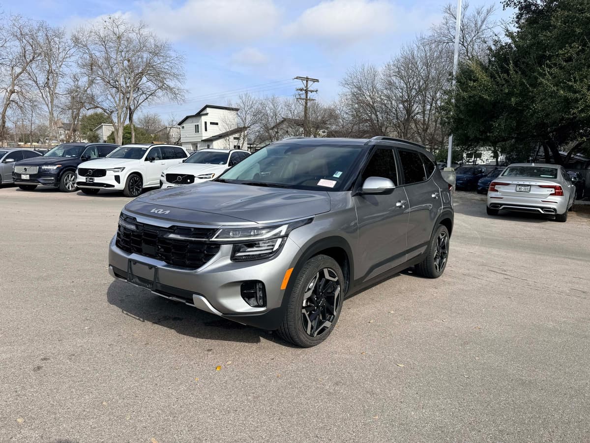 2024 Kia Seltos - Image 2