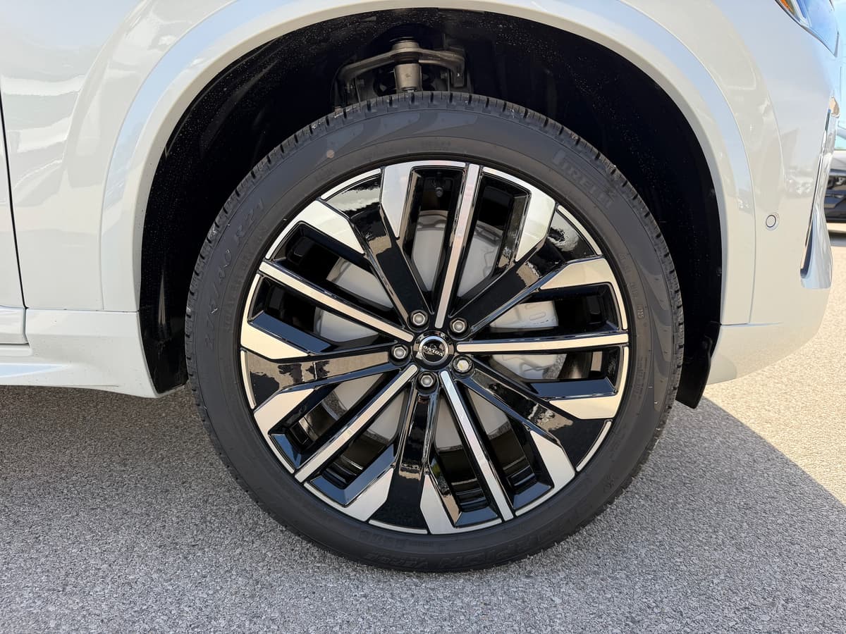 2026 Volvo XC90 - Image 7
