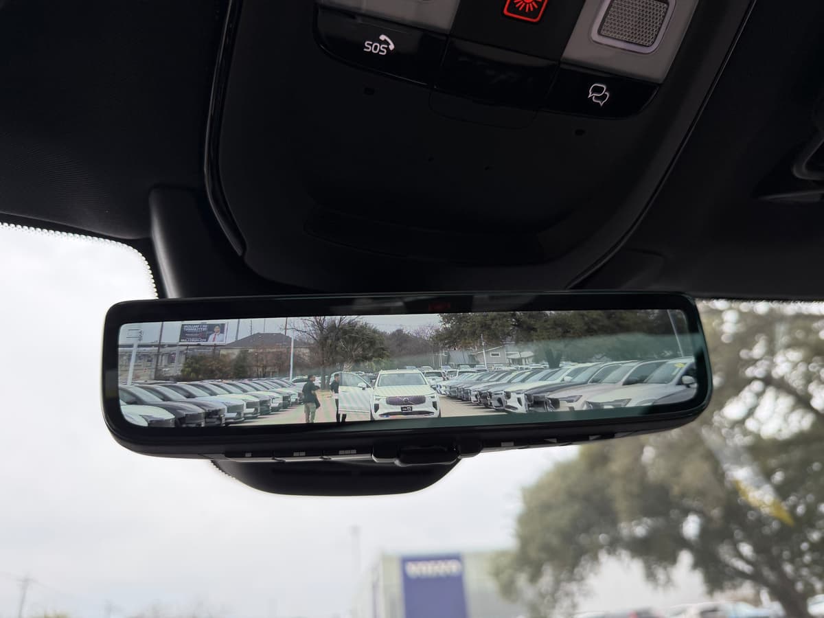 2026 Volvo XC90 - Image 18