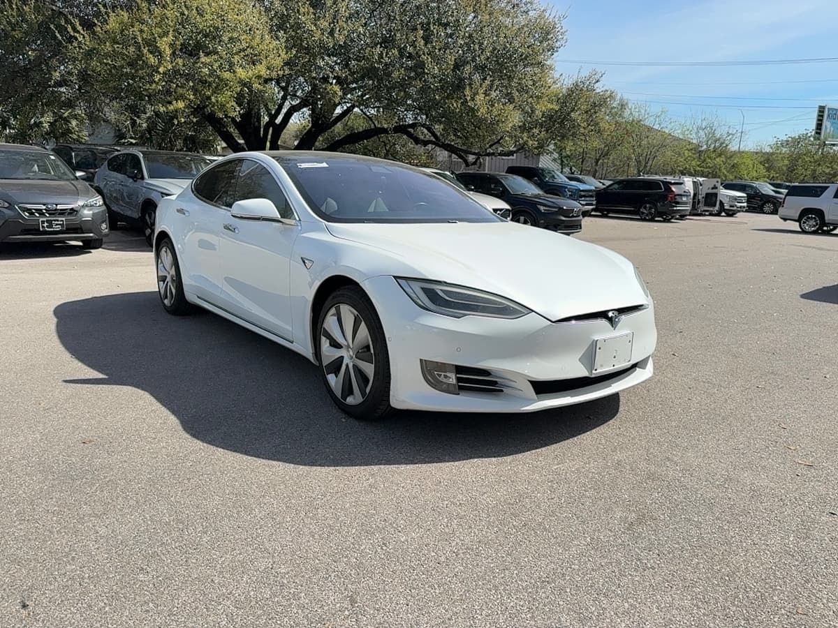2020 Tesla Model S - Image 7
