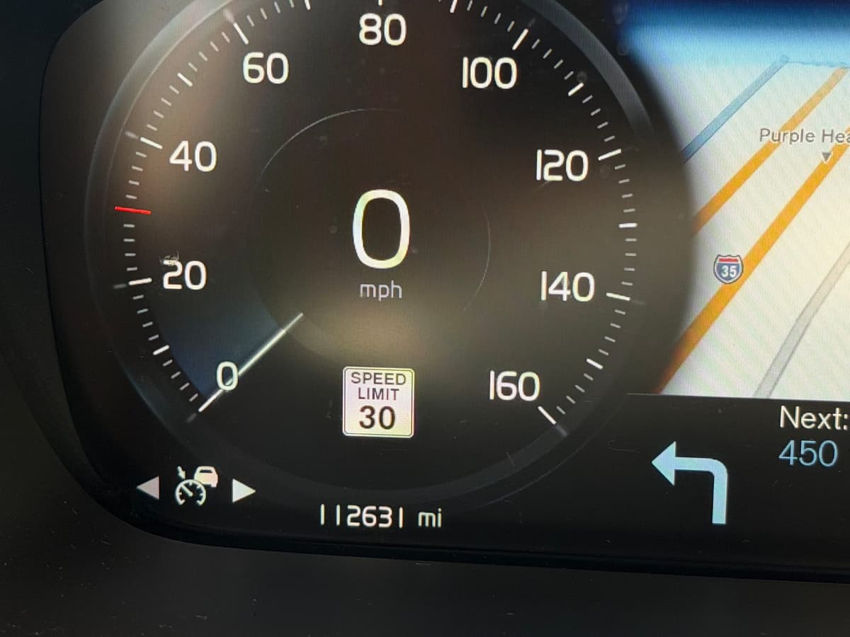 2018 Volvo V90 Cross Country - Image 18