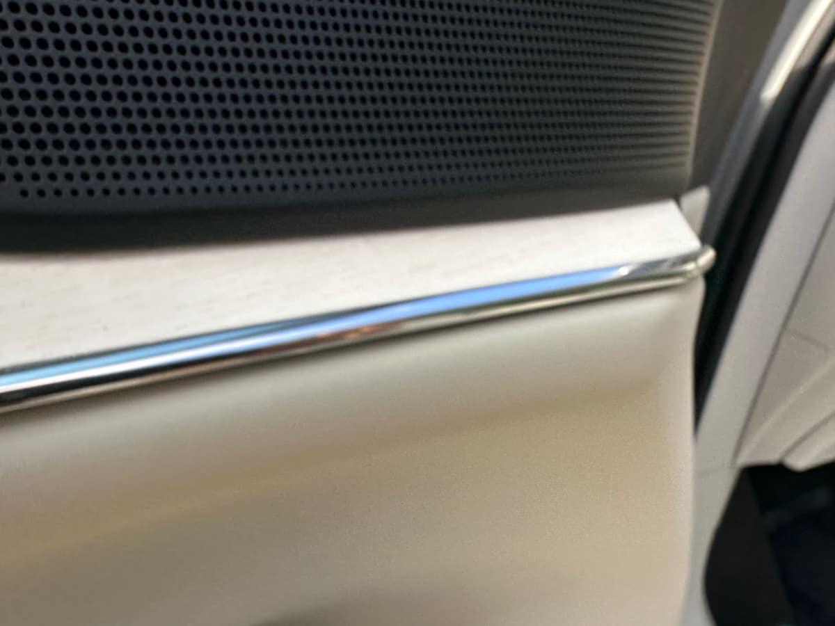 2025 Volvo EX90 - Image 20