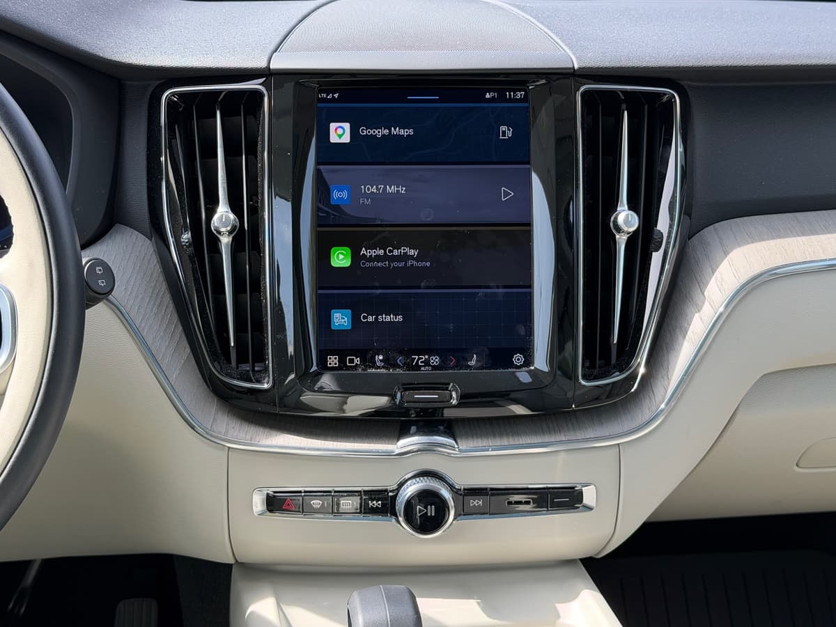 2023 Volvo XC60 - Image 15