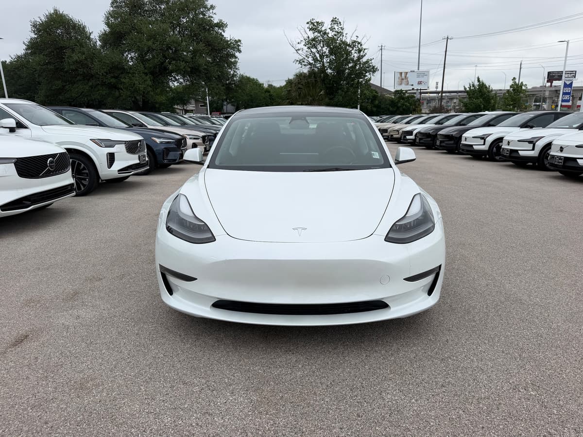2023 Tesla Model 3 - Image 7