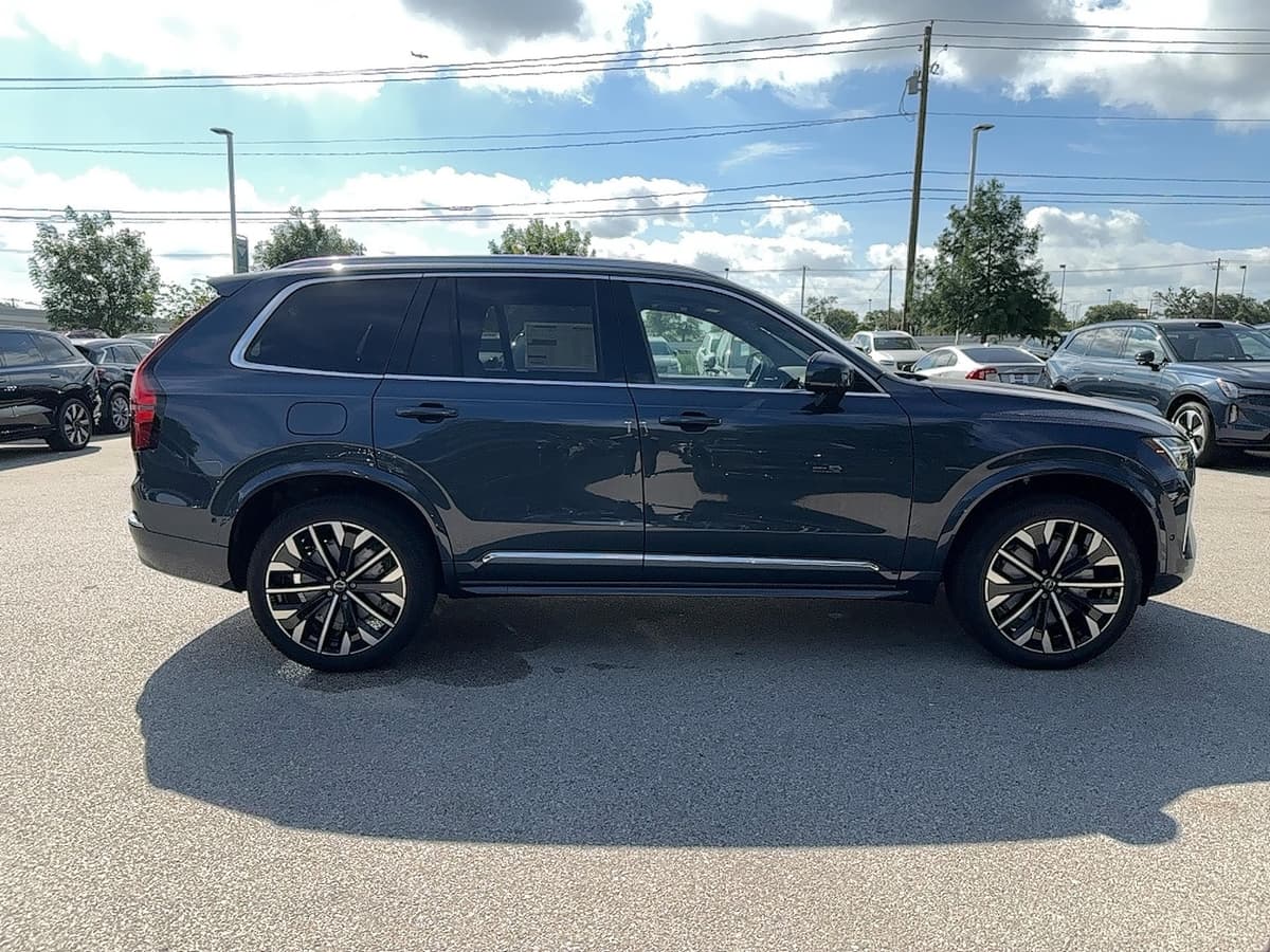 2026 Volvo XC90 - Image 7
