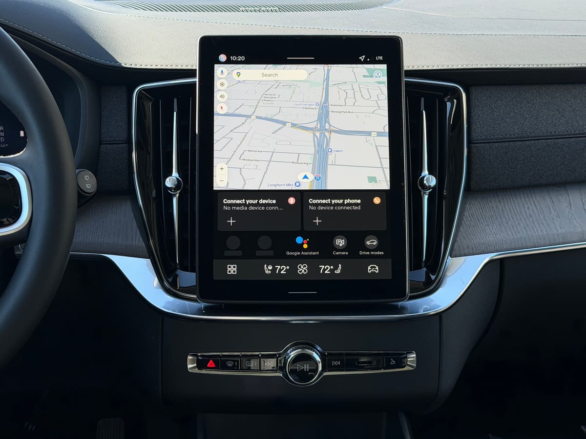 2026 Volvo XC90 - Image 13