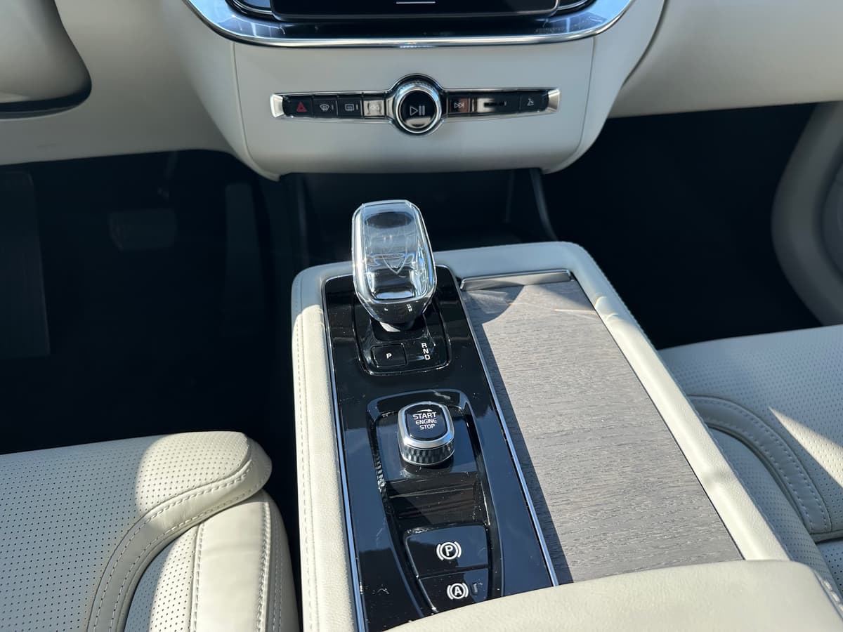2026 Volvo XC90 - Image 14