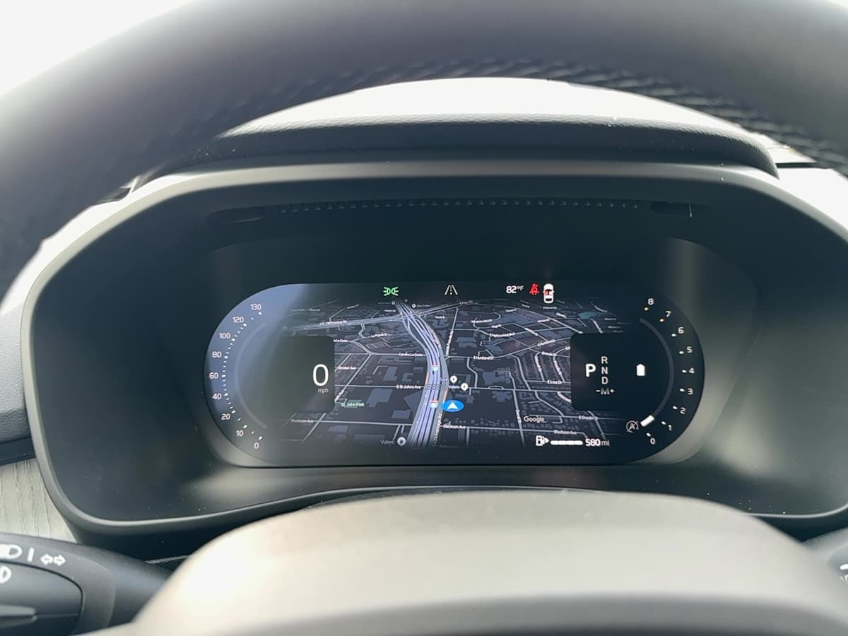 2026 Volvo XC40 - Image 21