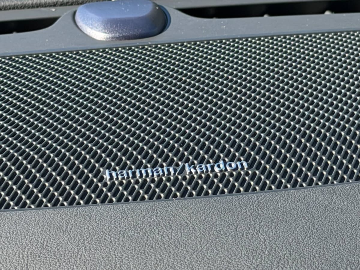 2026 Volvo XC90 plug-in hybrid - Image 16