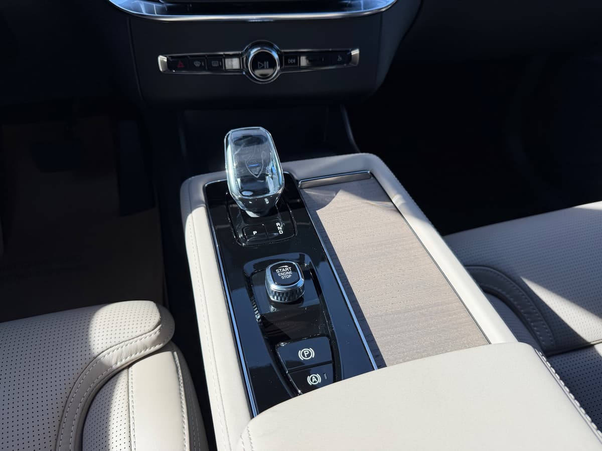 2026 Volvo XC90 - Image 14