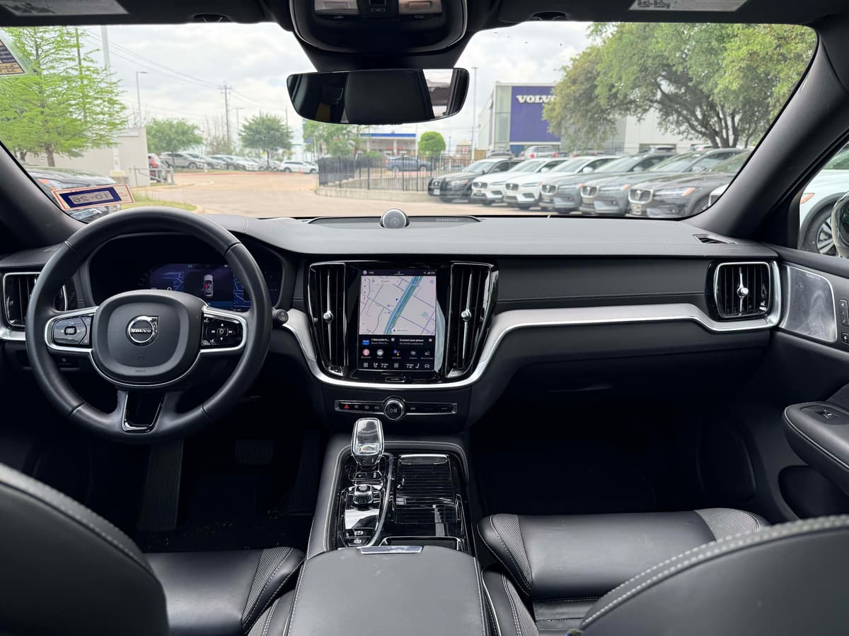 2024 Volvo V60 plug-in hybrid - Image 14