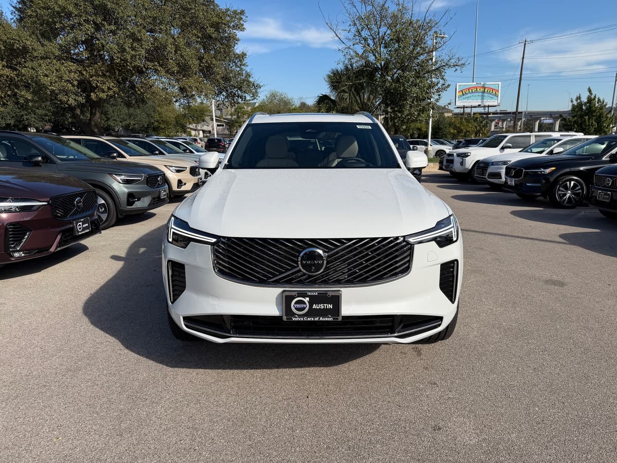 2026 Volvo XC90 - Image 6