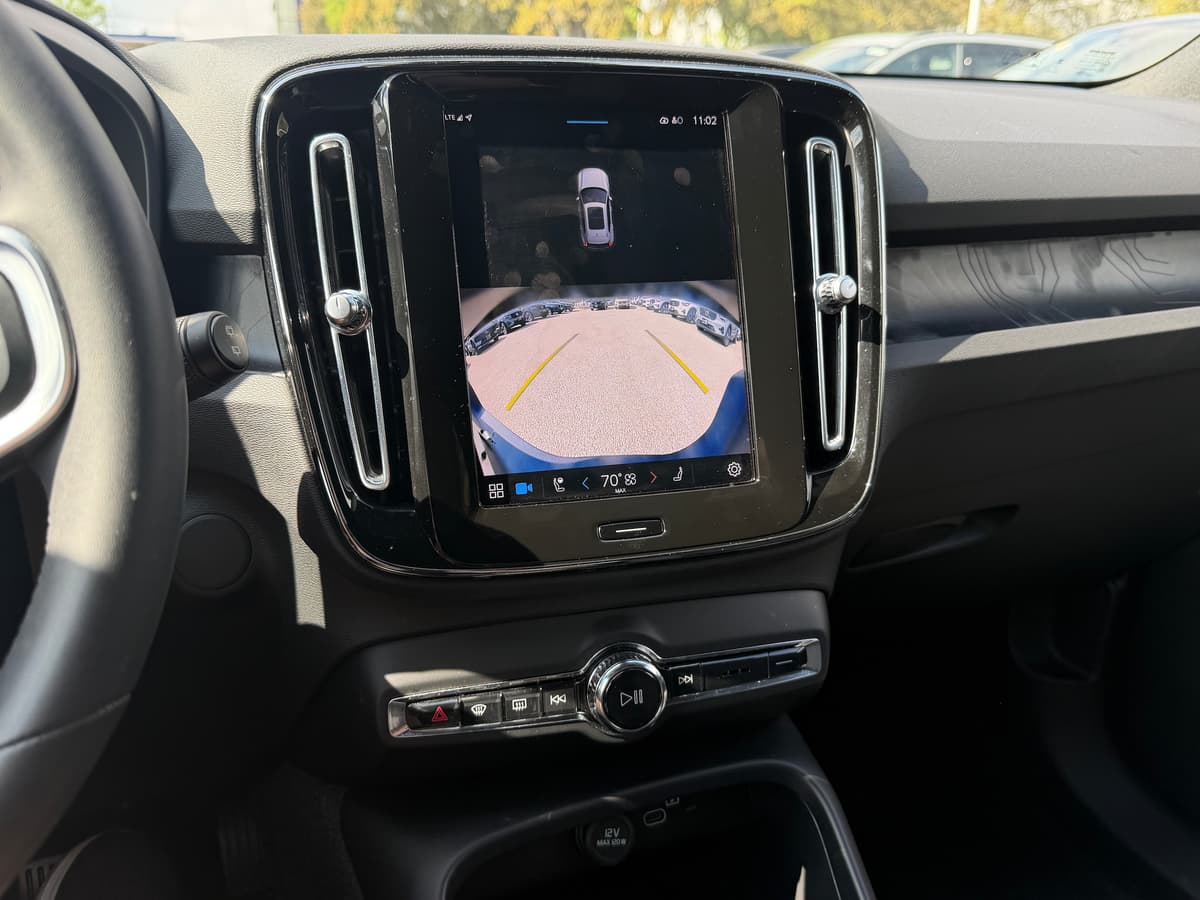 2024 Volvo XC40 Recharge Pure Electric - Image 19