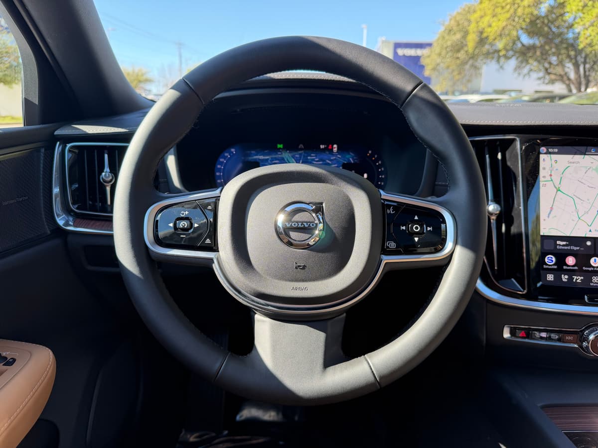 2026 Volvo V60 Cross Country - Image 14