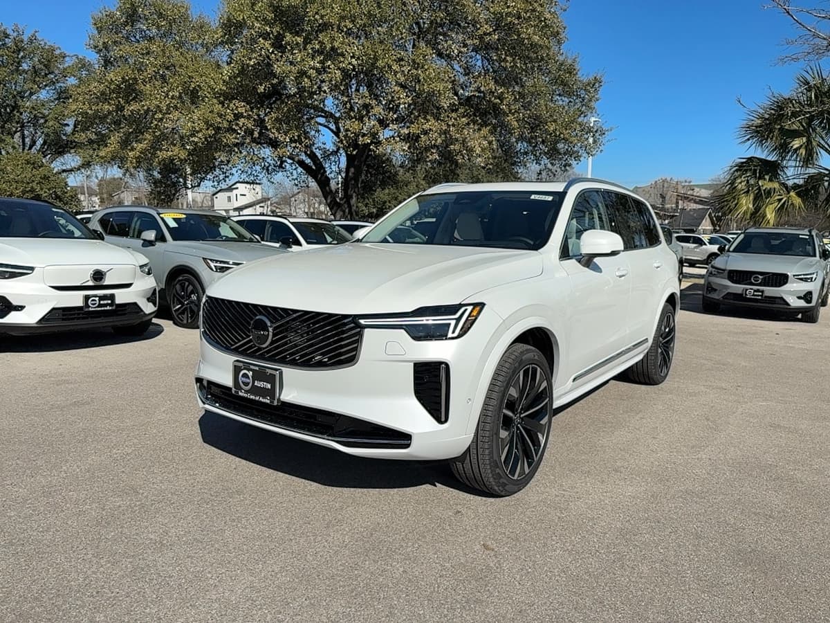 2026 Volvo XC90 - Image 2