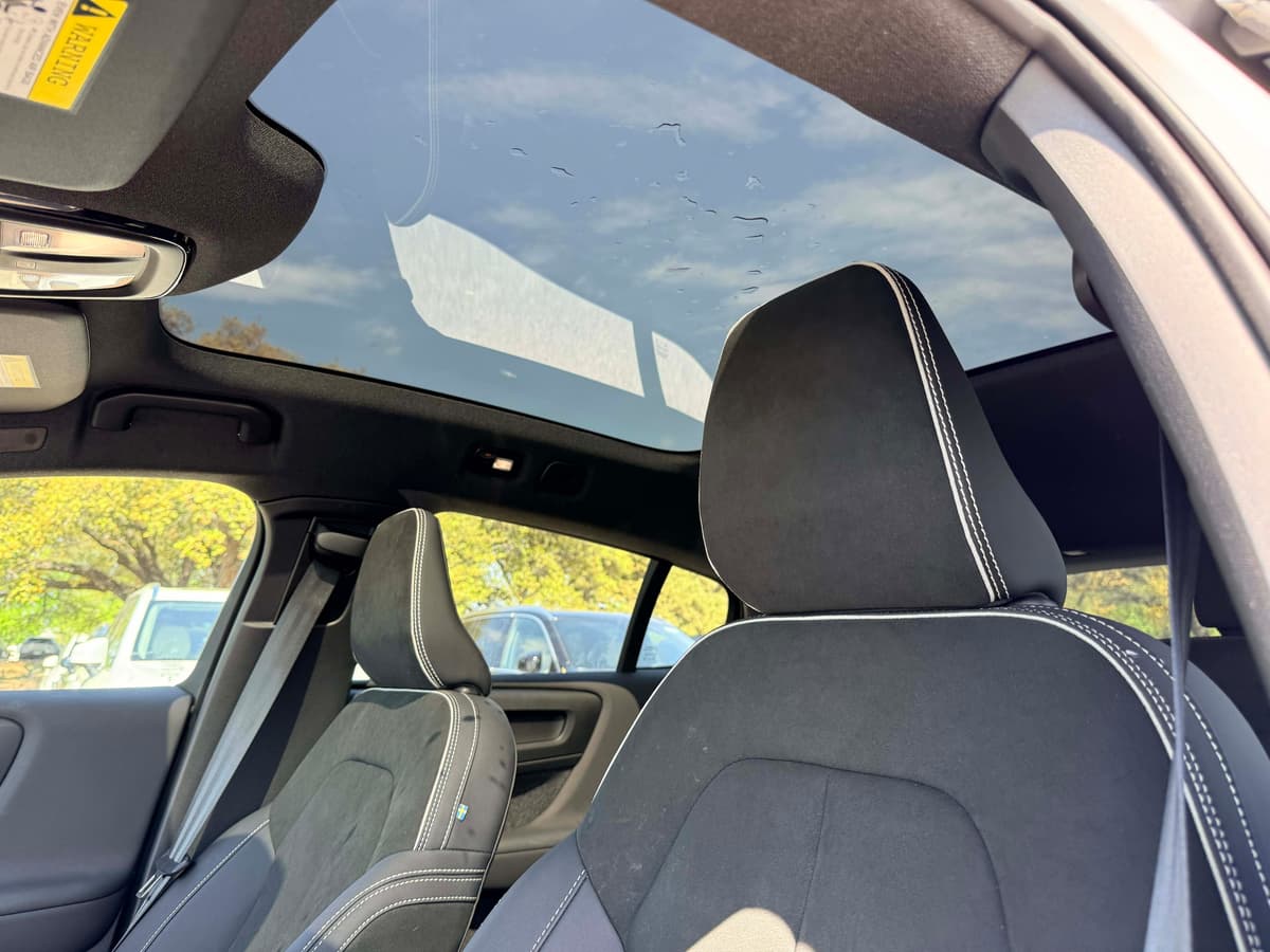 2023 Volvo C40 Recharge Pure Electric - Image 13