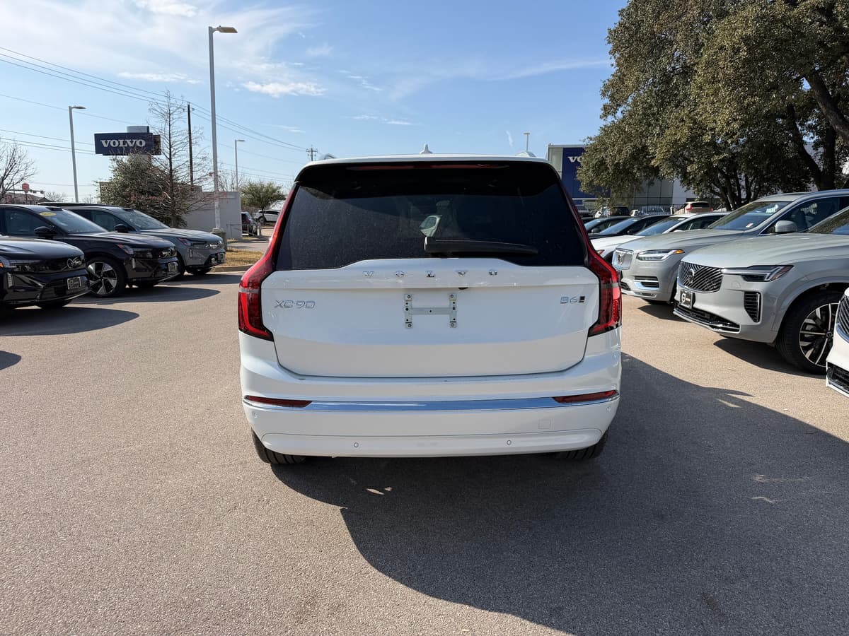 2026 Volvo XC90 - Image 5