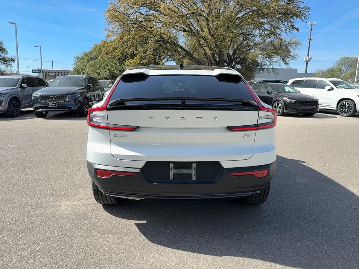 2023 Volvo C40 Recharge Pure Electric - Image 5