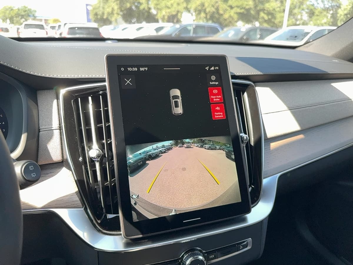 2026 Volvo XC90 - Image 22