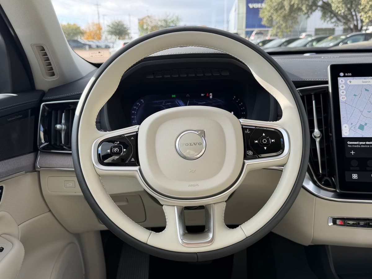 2026 Volvo XC90 - Image 15