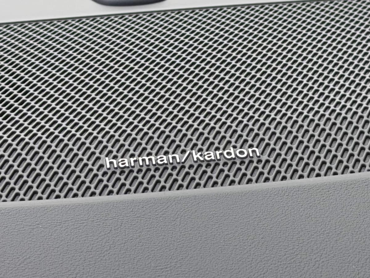 2026 Volvo XC90 plug-in hybrid - Image 16