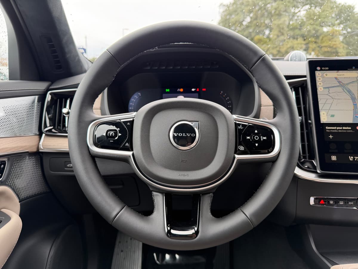 2026 Volvo XC90 - Image 15