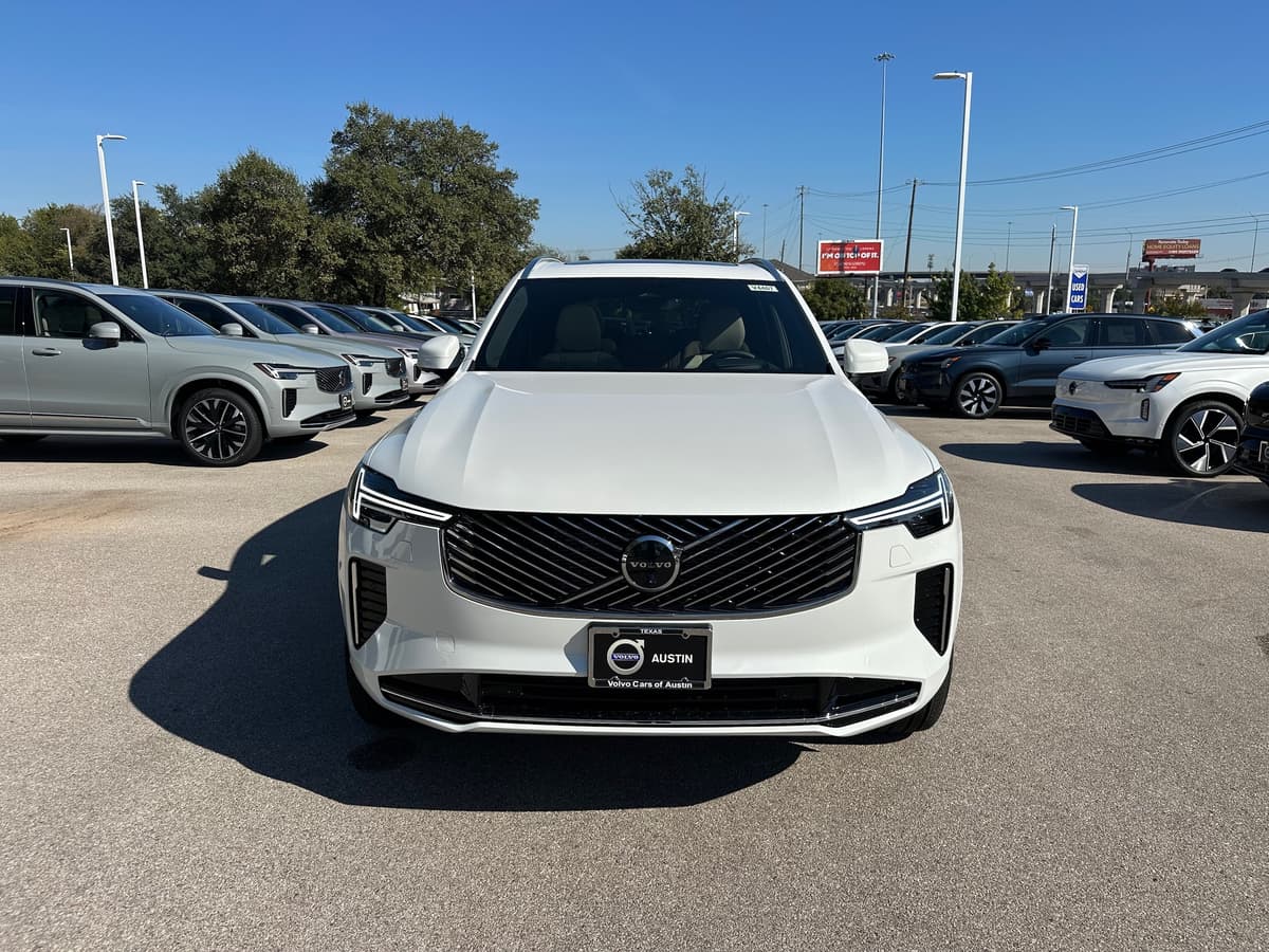 2026 Volvo XC90 - Image 6