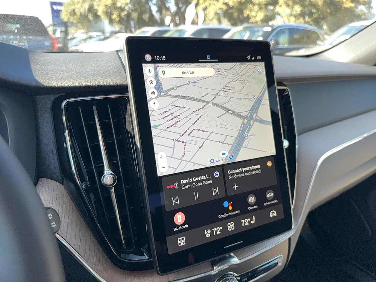 2026 Volvo XC60 - Image 22