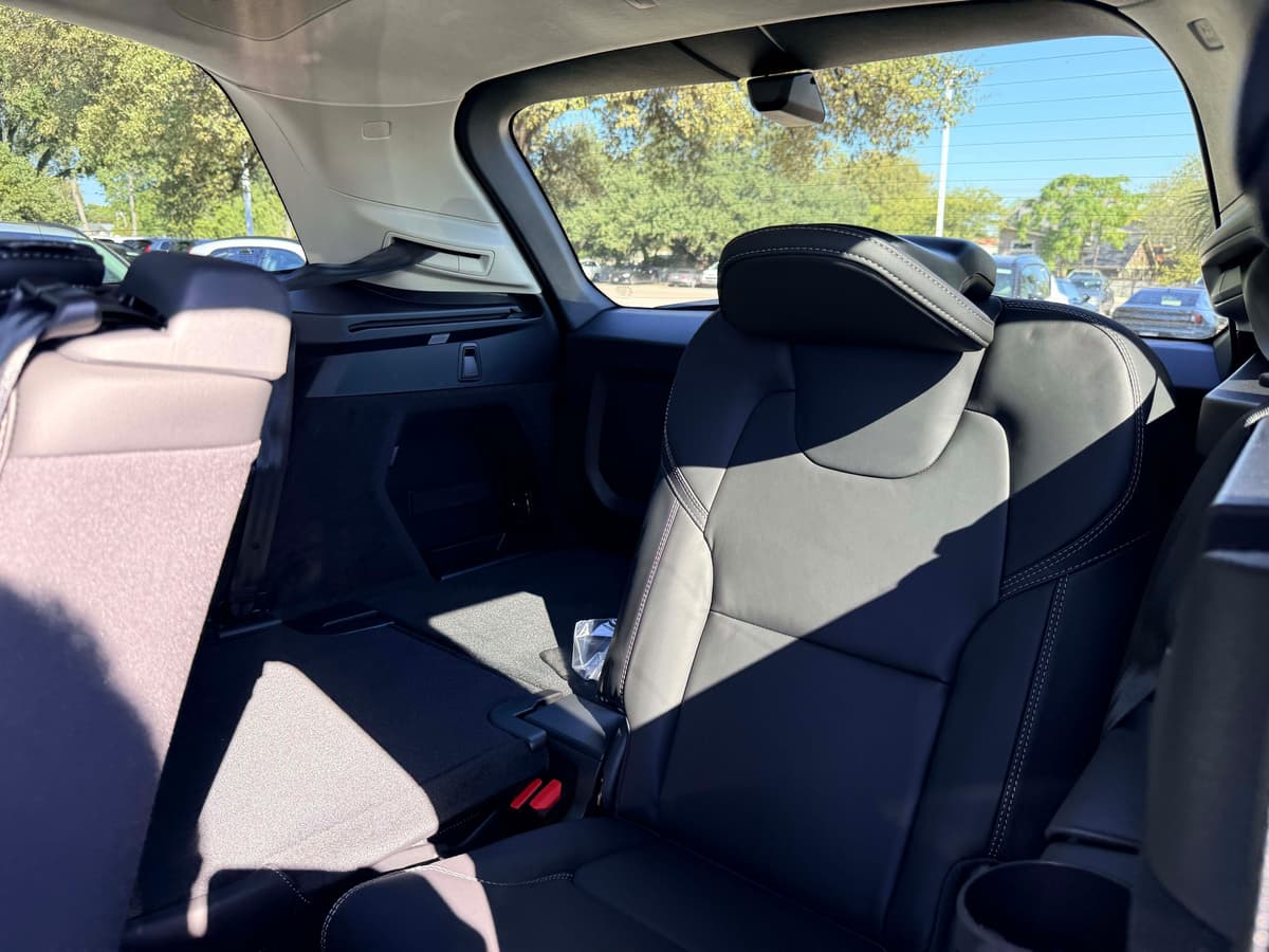 2026 Volvo XC90 - Image 15