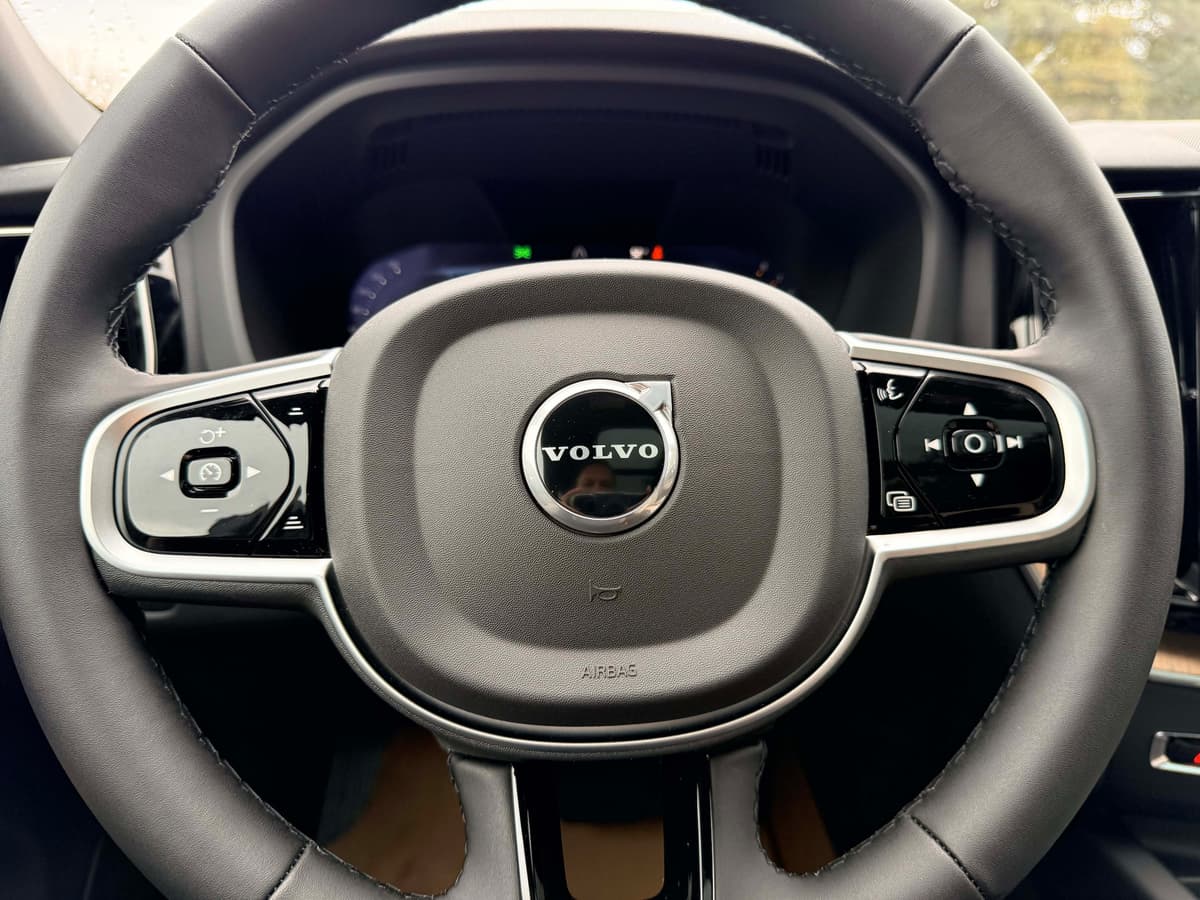 2026 Volvo XC60 - Image 19